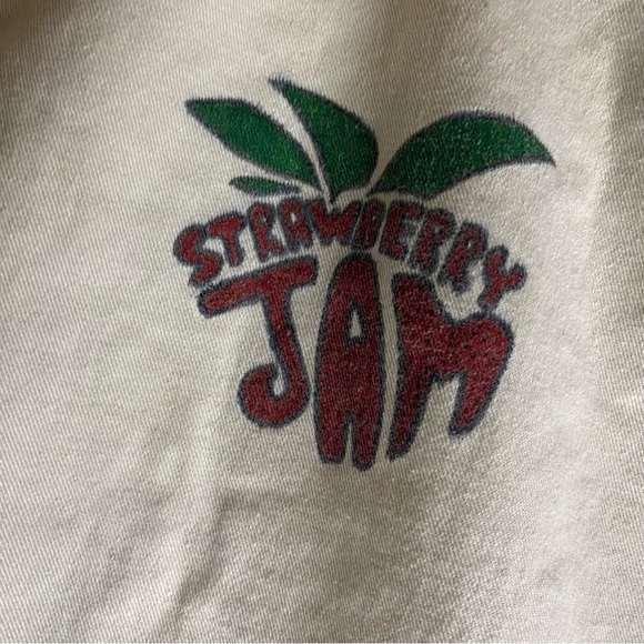 Strawberry Jam Graphic Print Off White Women’s Jeans 33x32 Cherry Girl Y2K - Picture 4 of 11